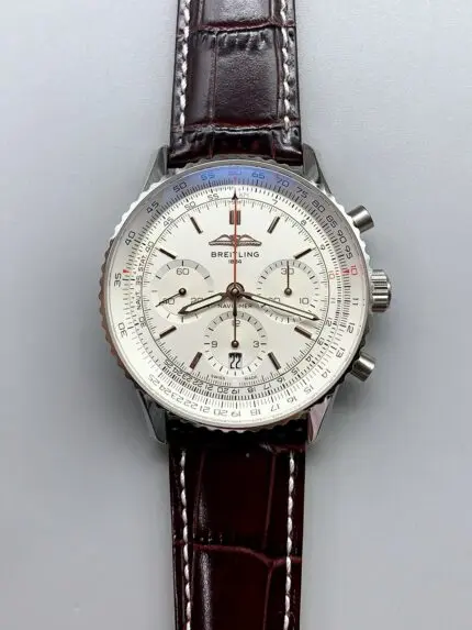 Breitling Navitimer B01 Chronograph 43 White Dial – 904L Steel Casing （1;1Super Clone）