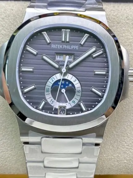 1:1 Superclone Patek Philippe Nautilus Annual Calendar 5726